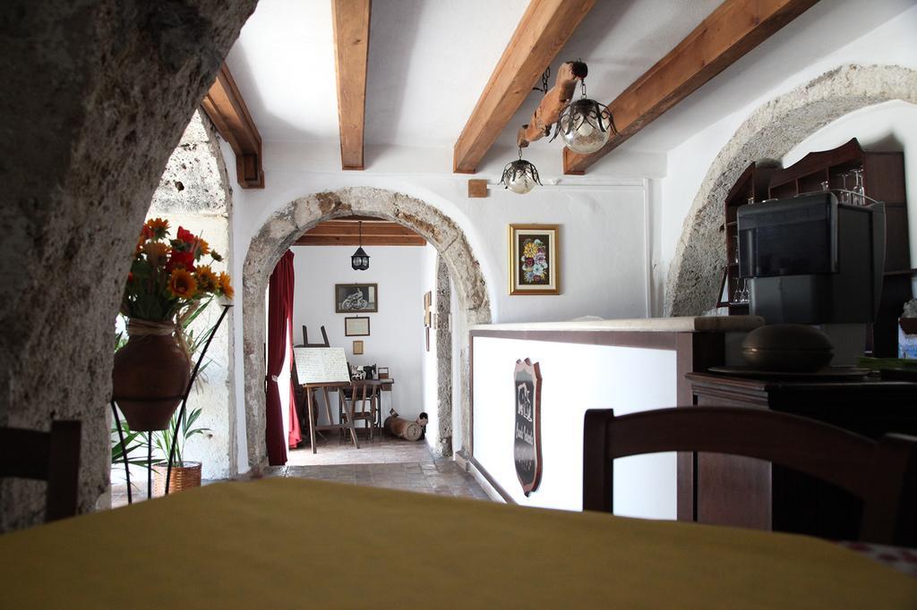 B&B La Staffa Aquino Extérieur photo